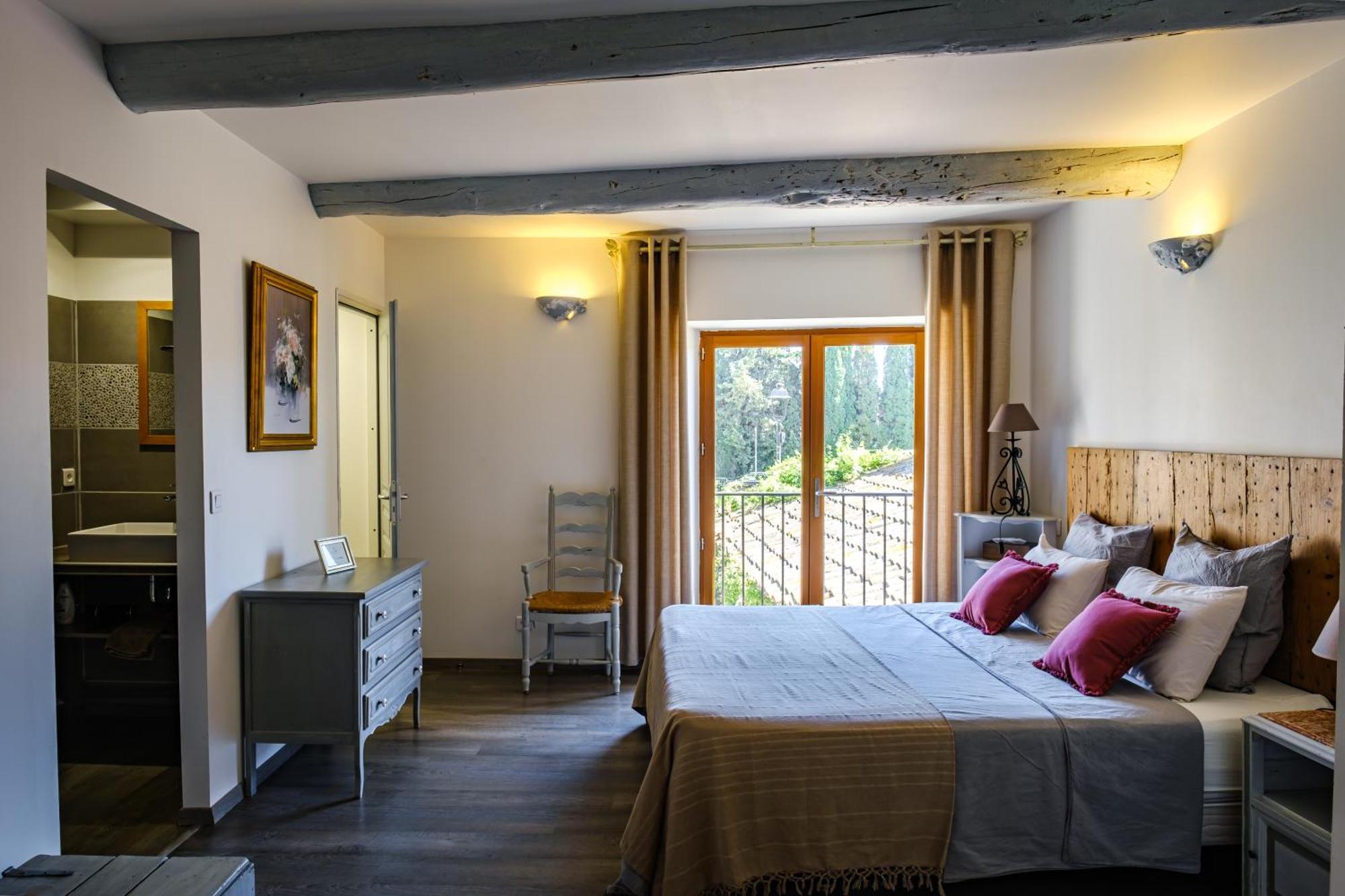 Mas D'Alaure B&B Verquieres 外观 照片