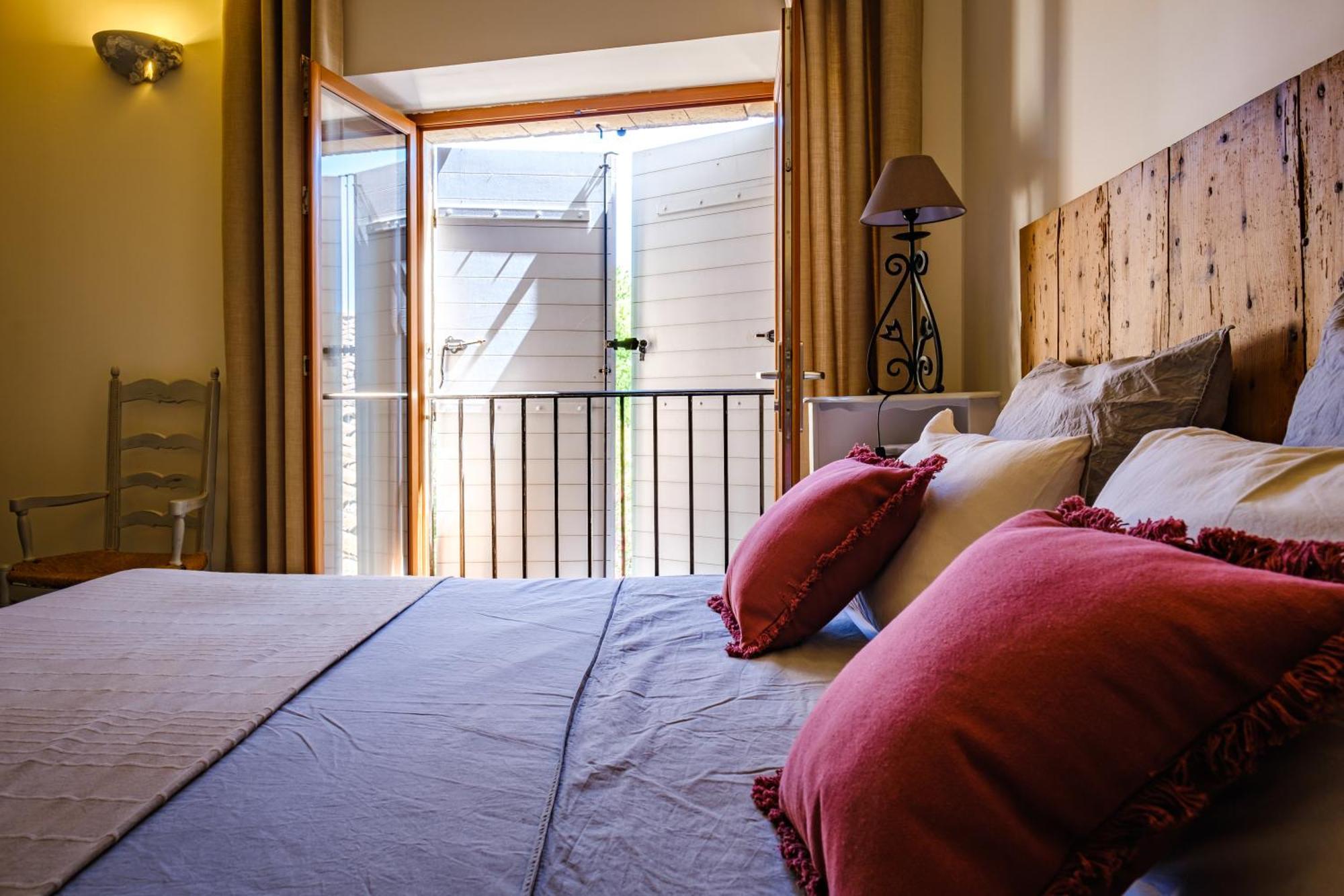 Mas D'Alaure B&B Verquieres 外观 照片