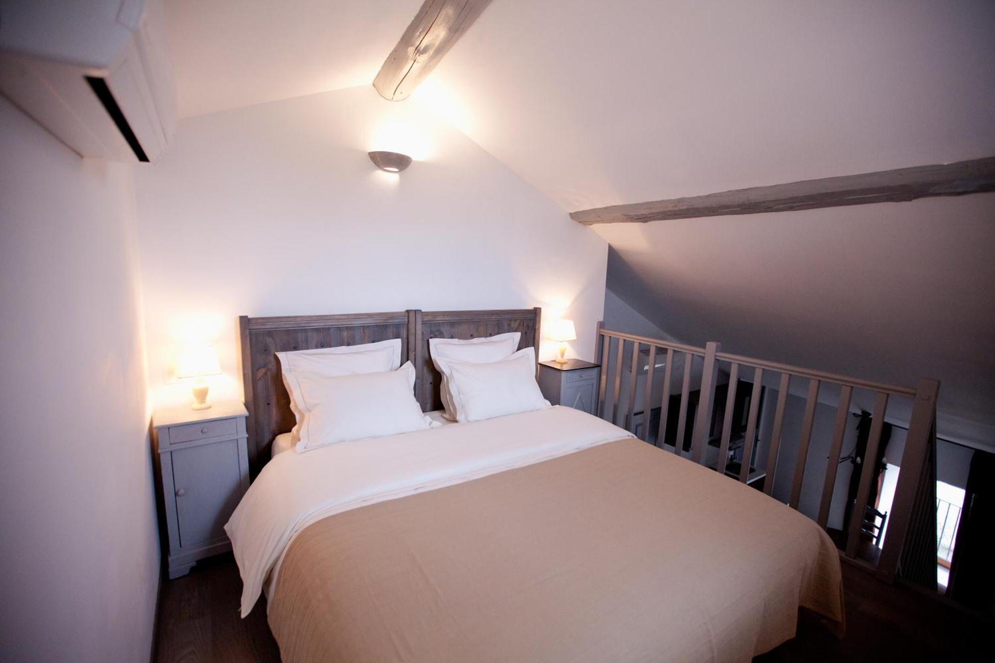 Mas D'Alaure B&B Verquieres 外观 照片