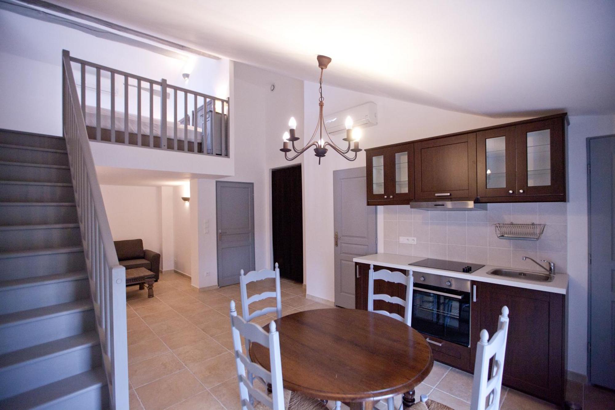 Mas D'Alaure B&B Verquieres 外观 照片